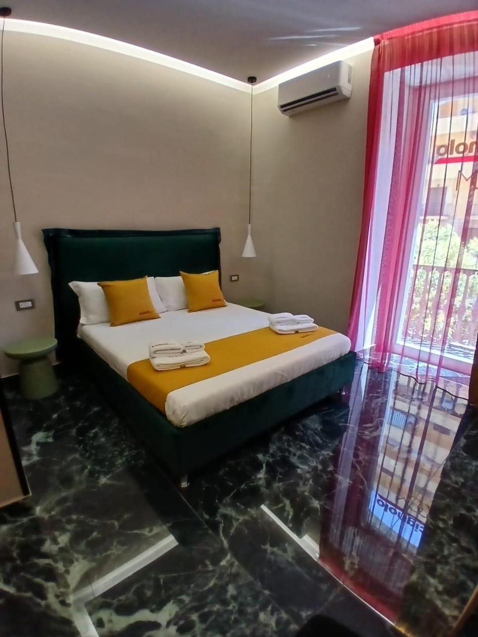 Lucignoloroom Stazione Maison d'hôtes Naples